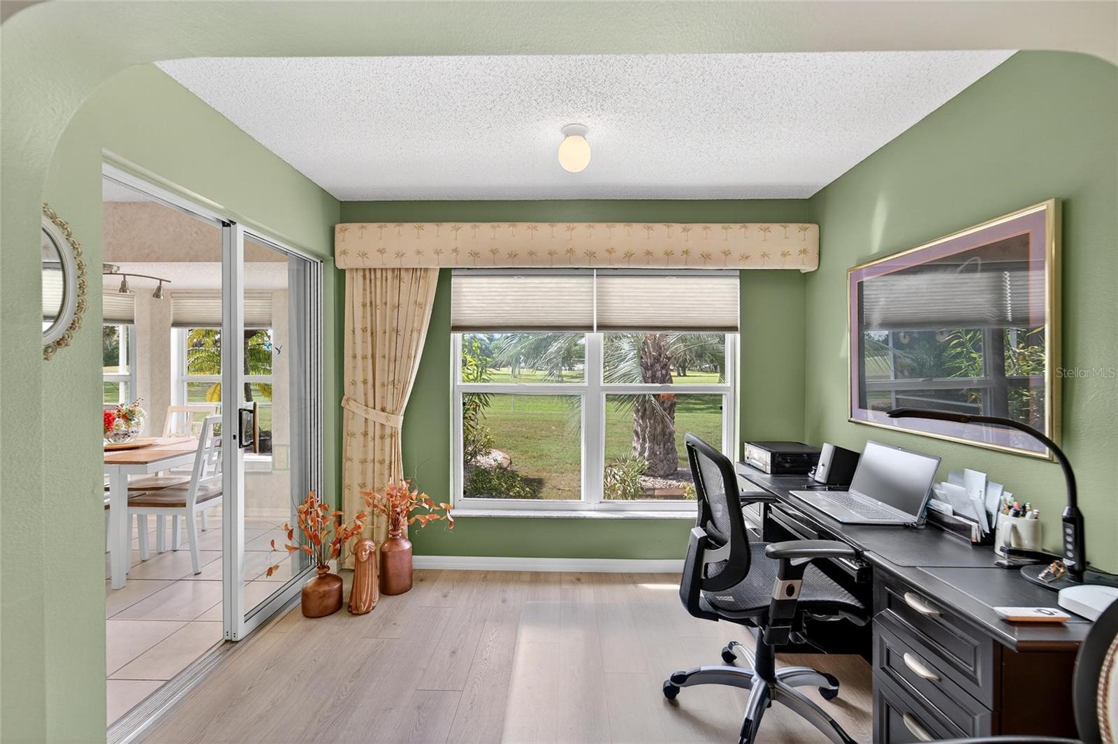 Image 42 of 73 For 326 Caloosa Palms Court