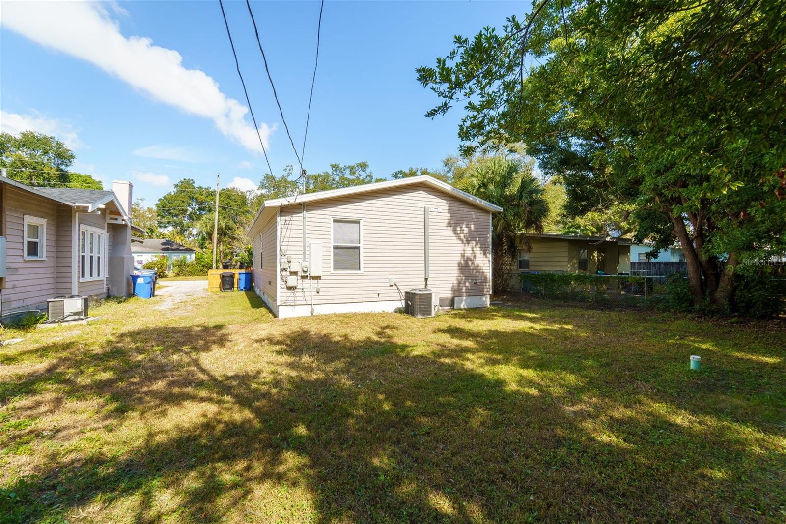 Image 29 of 30 For 2300 17th Avenue S