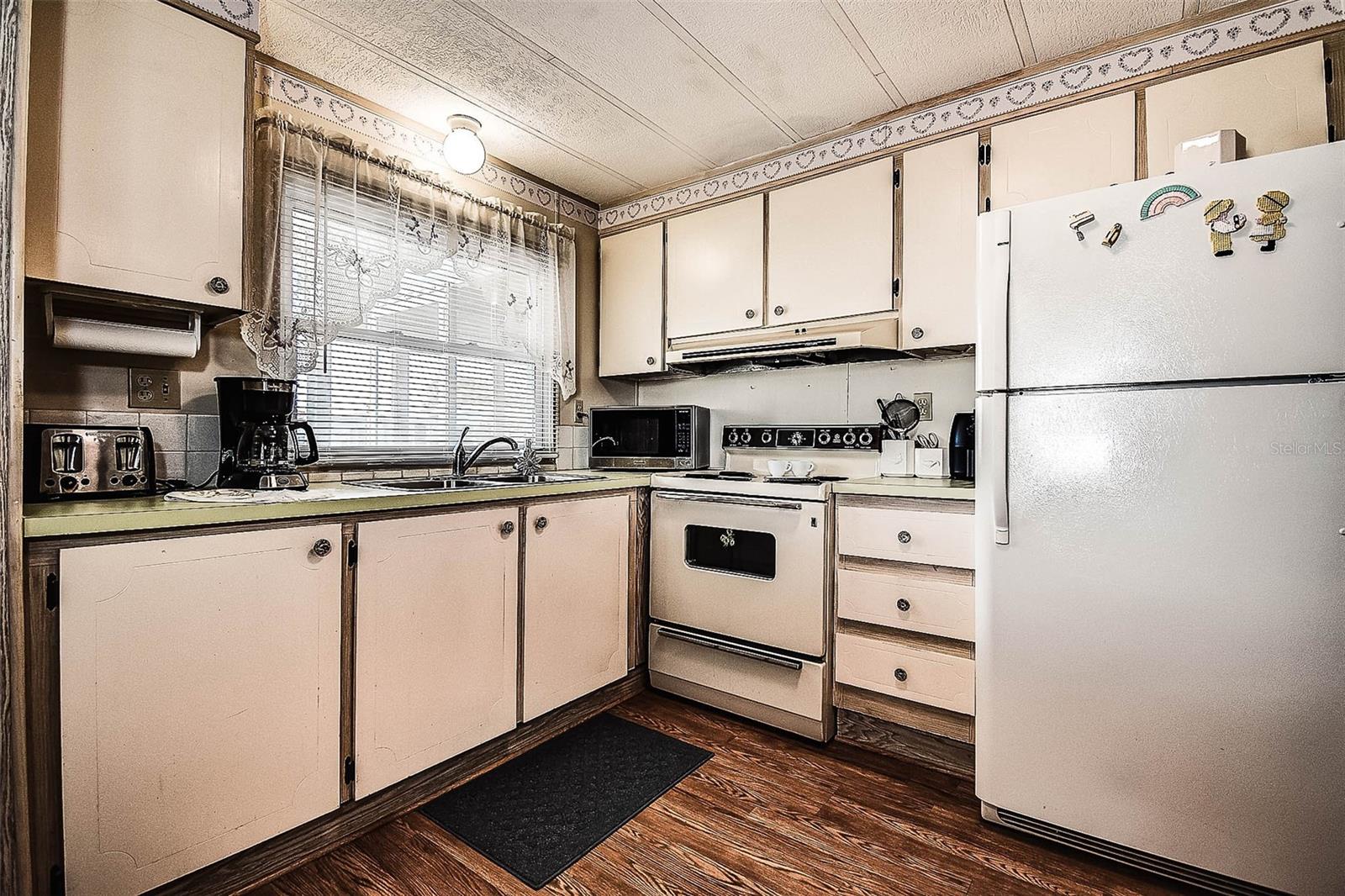 Image 11 of 41 For 3415 Chatford Drive