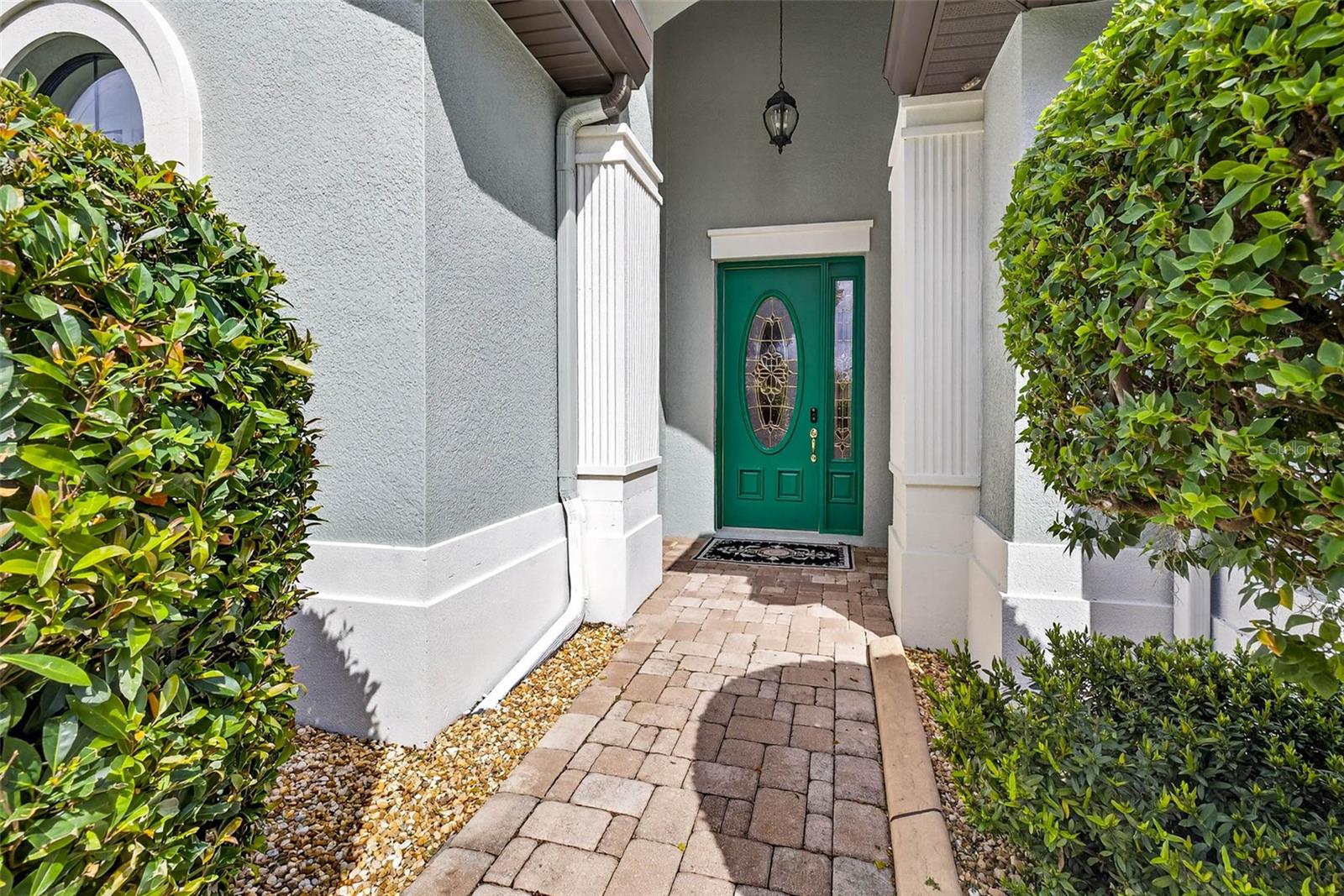 Listing photo id 0 for 3420 Graycliff Lane