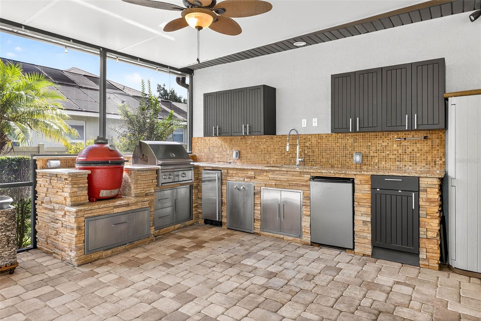 Listing photo id 26 for 3420 Graycliff Lane