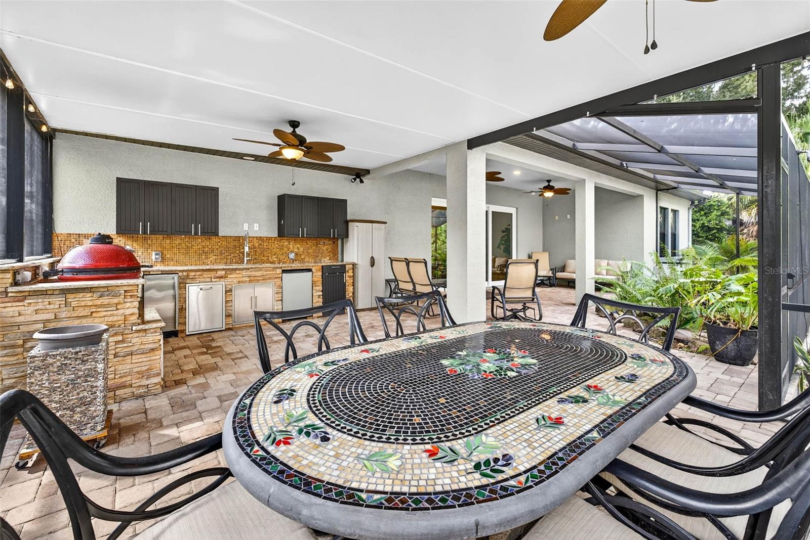 Listing photo id 30 for 3420 Graycliff Lane