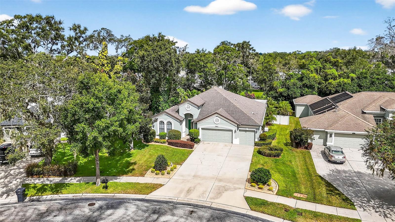 Listing photo id 41 for 3420 Graycliff Lane