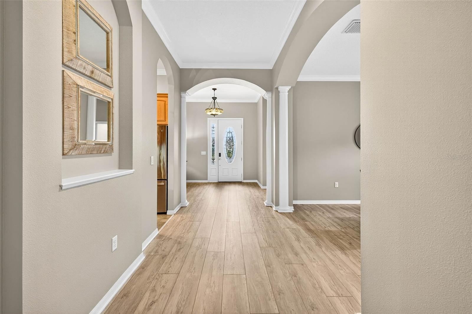 Listing photo id 55 for 3420 Graycliff Lane