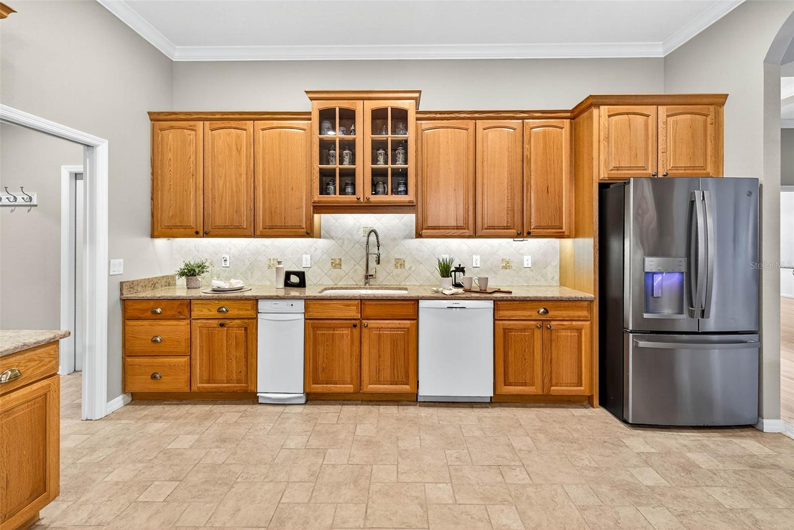 Listing photo id 60 for 3420 Graycliff Lane