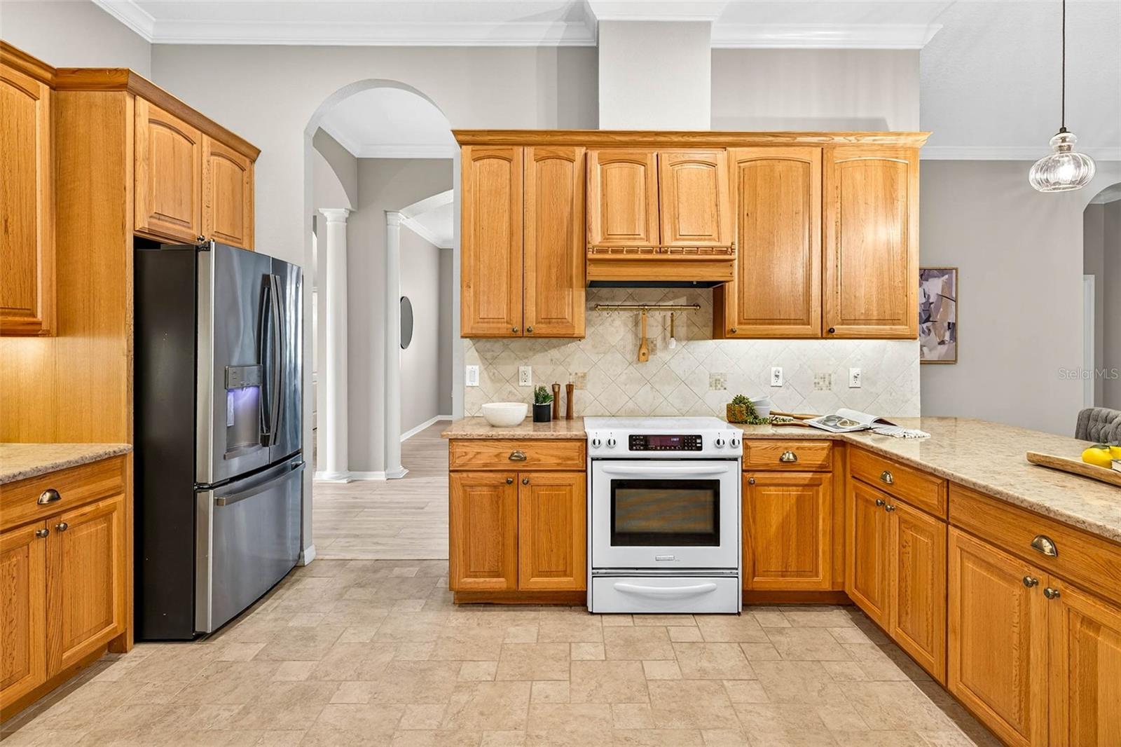 Listing photo id 61 for 3420 Graycliff Lane