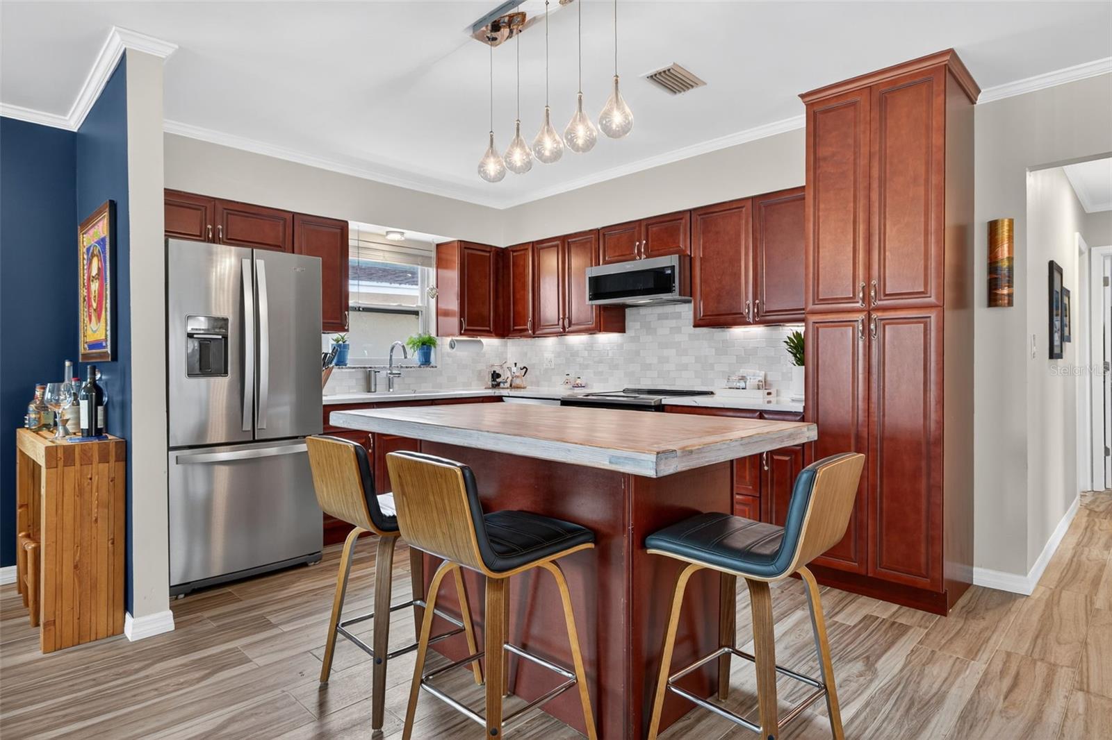Image 12 of 42 For 1422 35th Street N