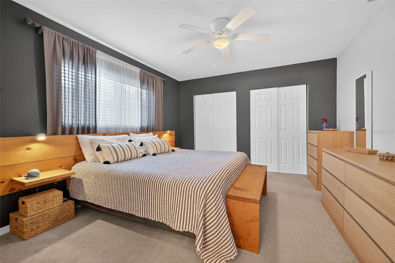 Image 18 of 42 For 1422 35th Street N