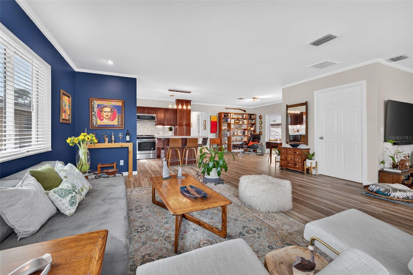 Image 7 of 42 For 1422 35th Street N