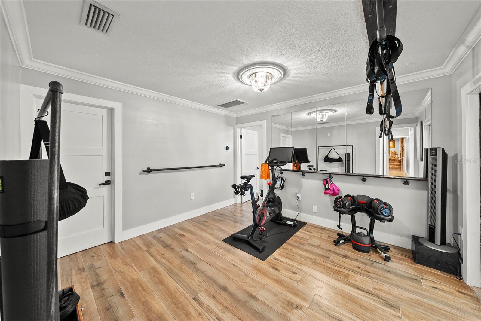 Image 26 of 62 For 1511 Sheridan Forest Drive