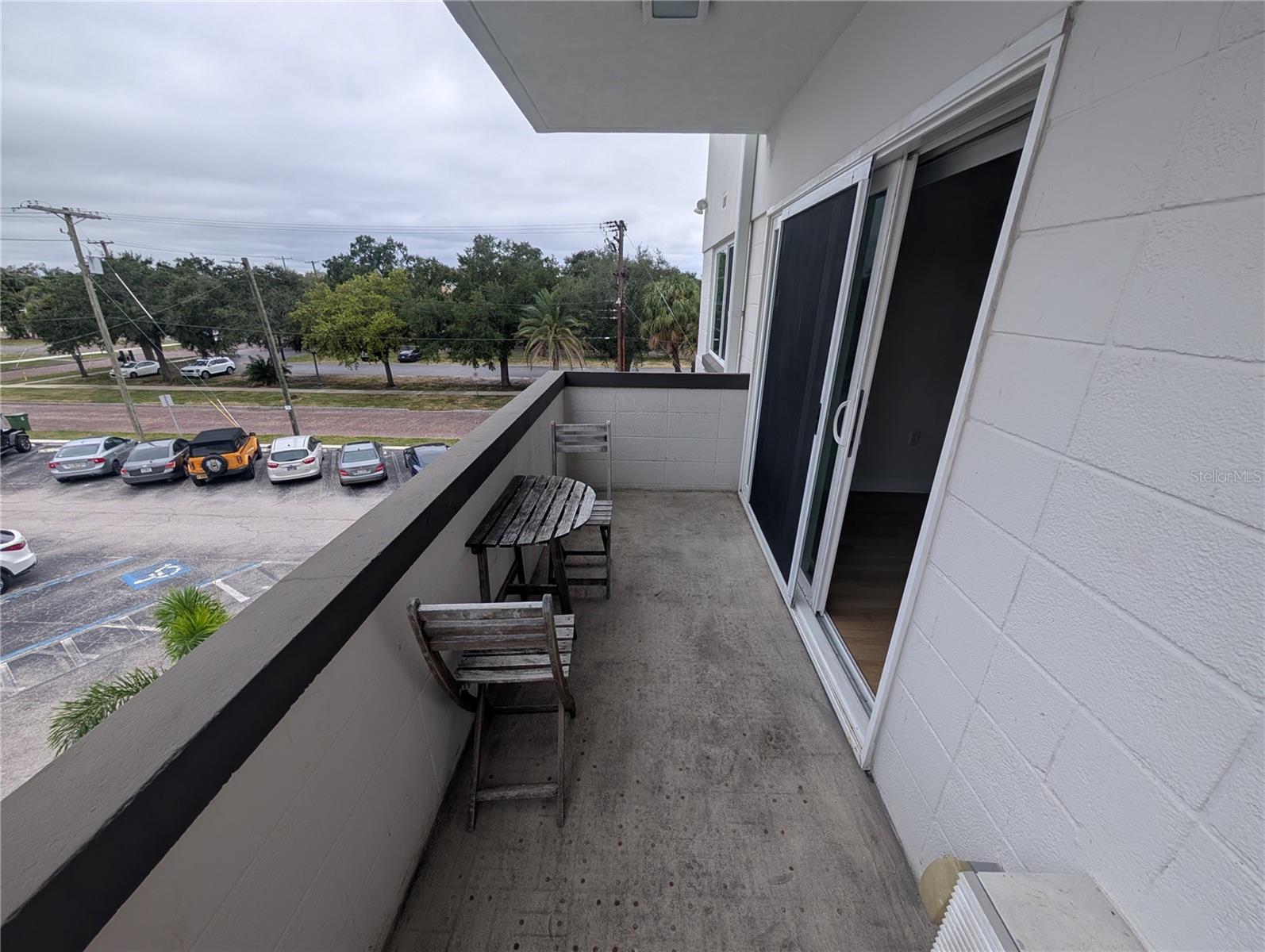 Image 15 of 24 For 406 Cedar Avenue 308