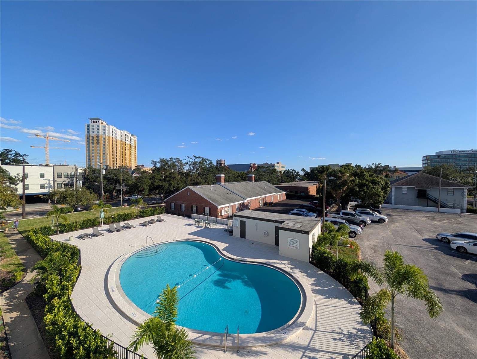 Image 17 of 24 For 406 Cedar Avenue 308