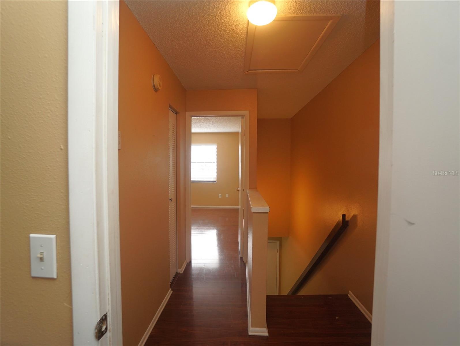 Image 7 of 17 For 10049 Lake Oak Circle