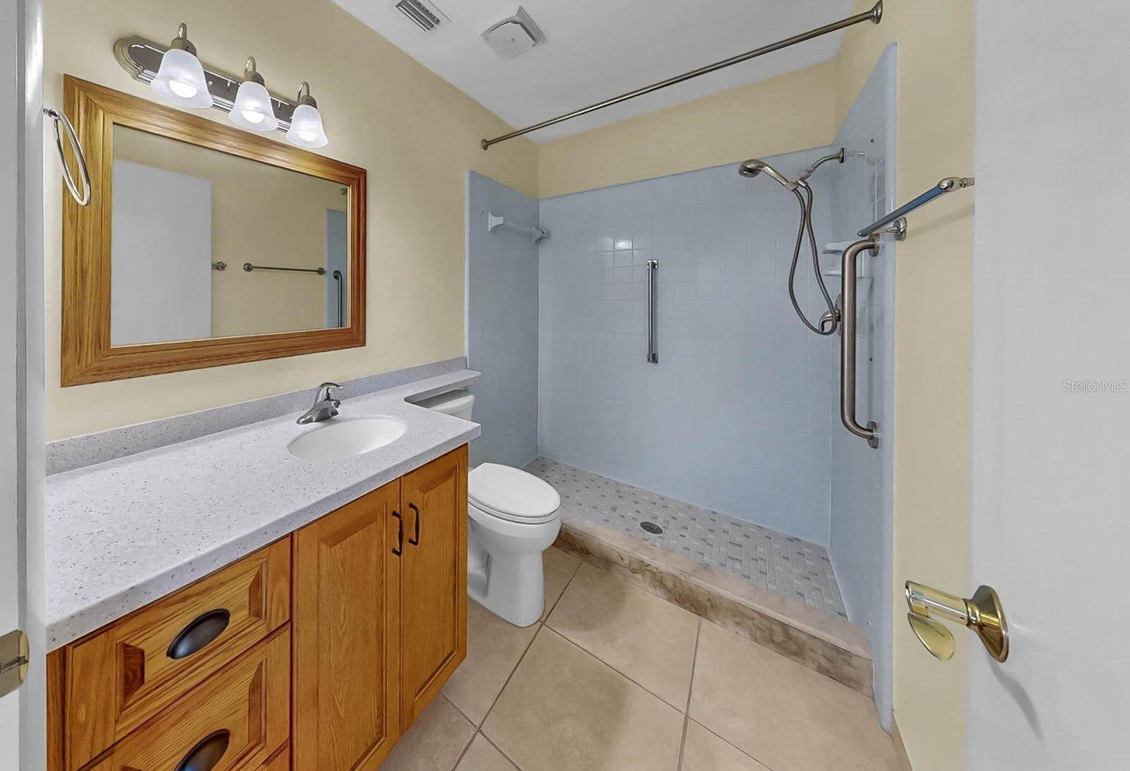 Image 17 of 41 For 663 Allegheny Drive