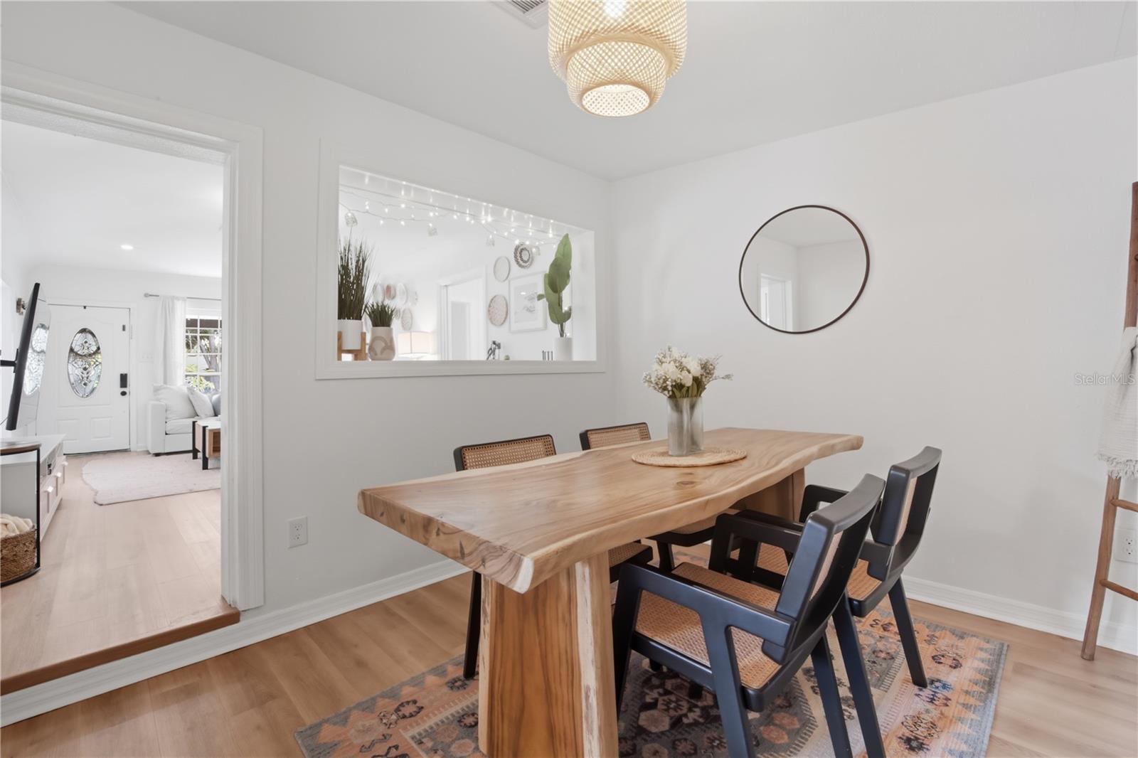 Image 11 of 40 For 1433 27th Avenue S
