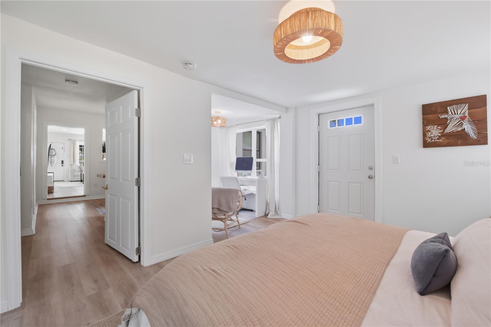 Image 22 of 40 For 1433 27th Avenue S