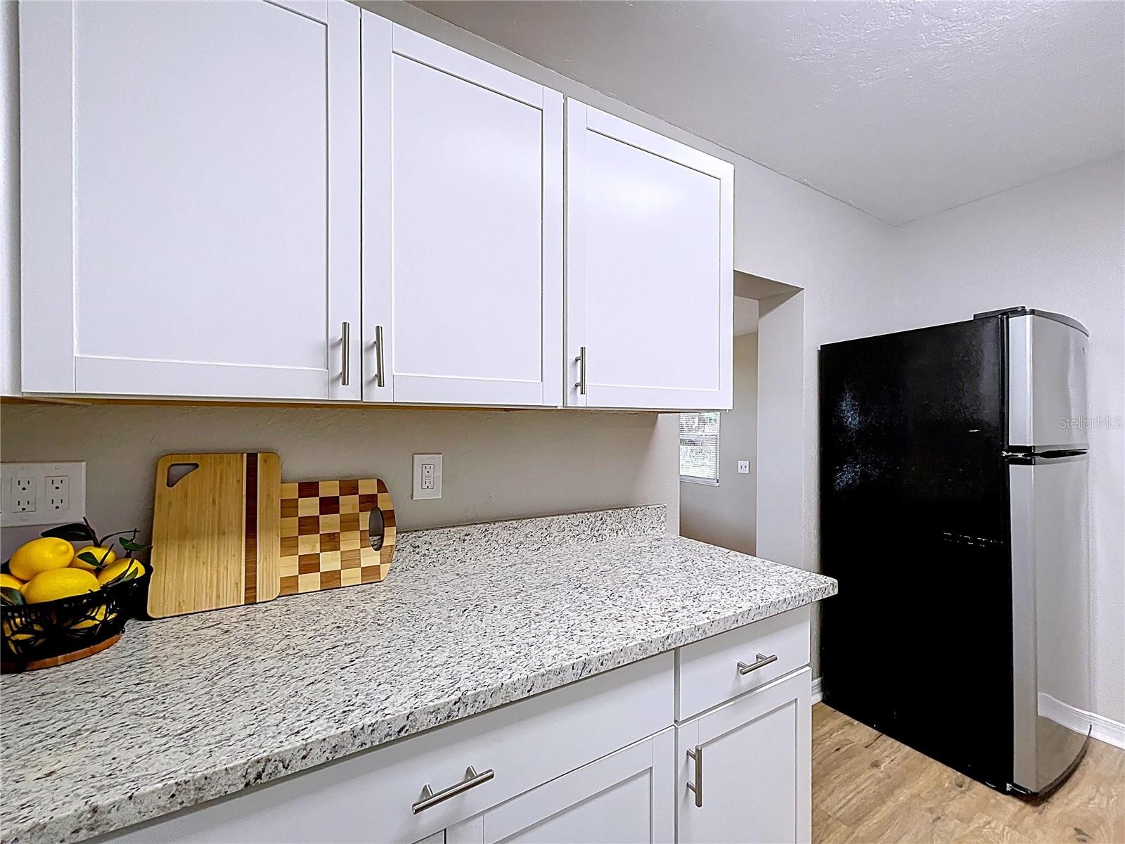 Image 11 of 62 For 1240 Woodland Avenue