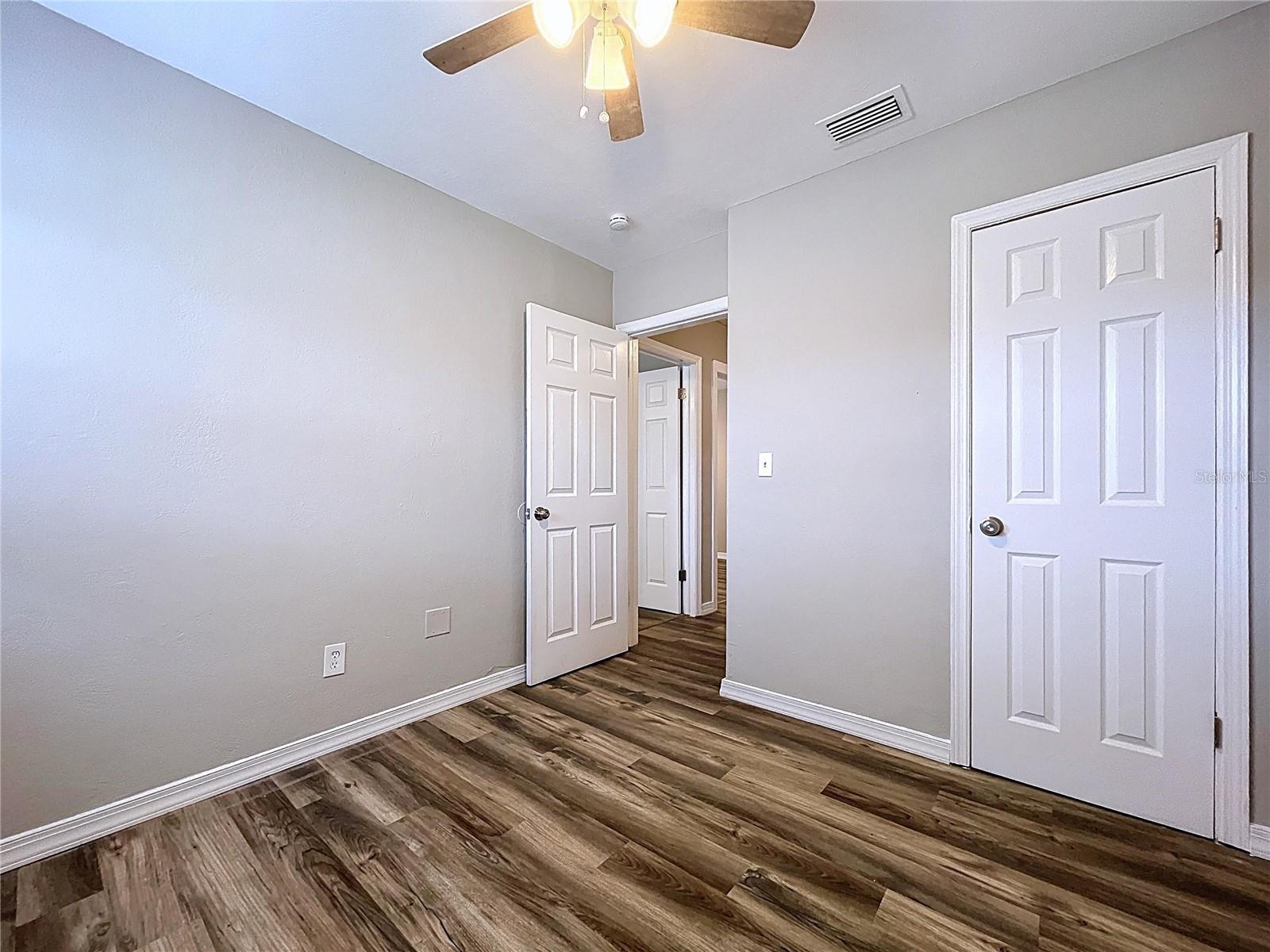 Image 31 of 62 For 1240 Woodland Avenue