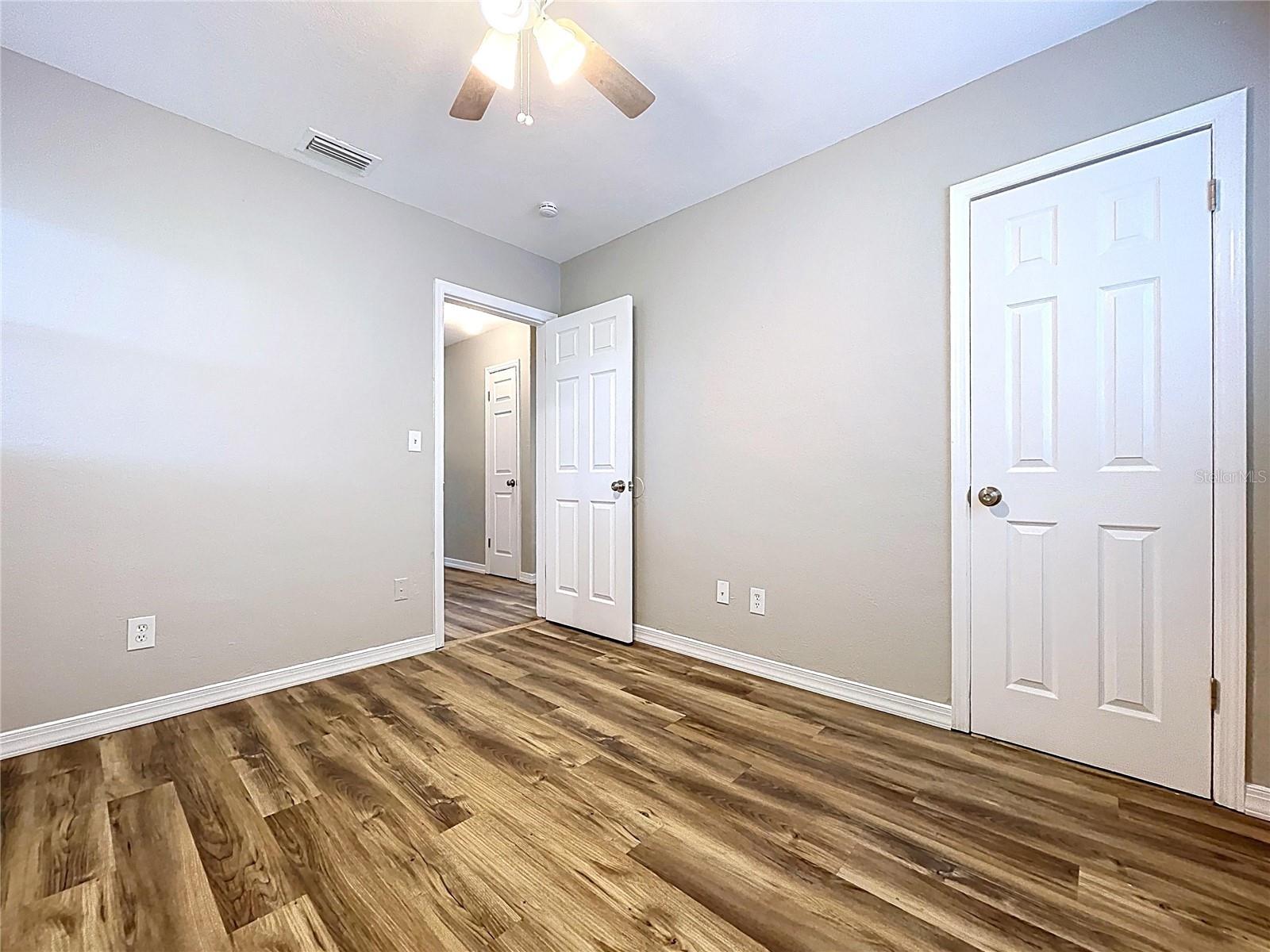 Image 37 of 62 For 1240 Woodland Avenue