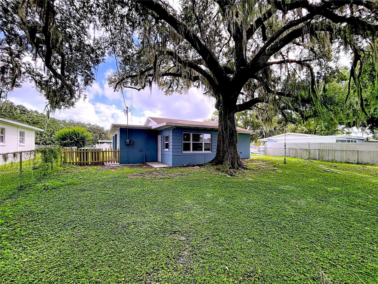 Image 47 of 62 For 1240 Woodland Avenue