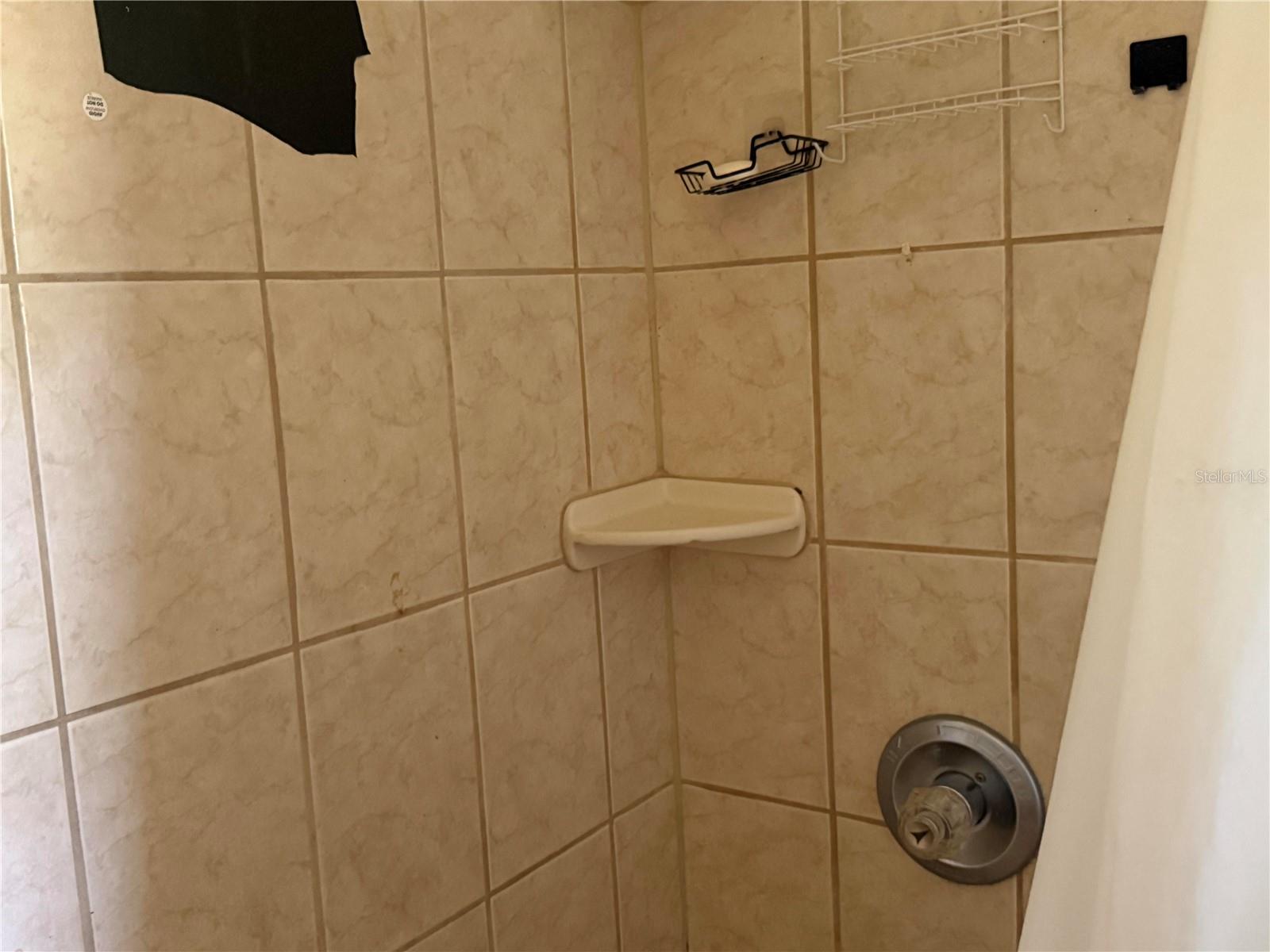 Listing photo id 9 for 2253 11th Terrace