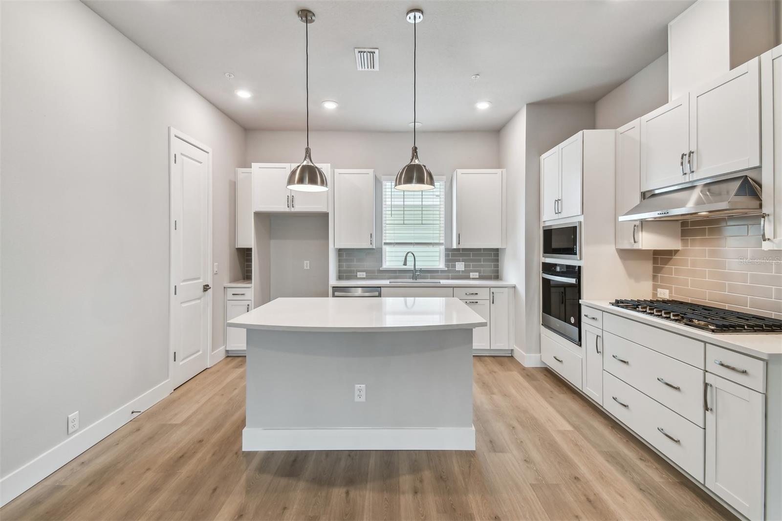 Image 12 of 20 For 3133 4th Terrace N