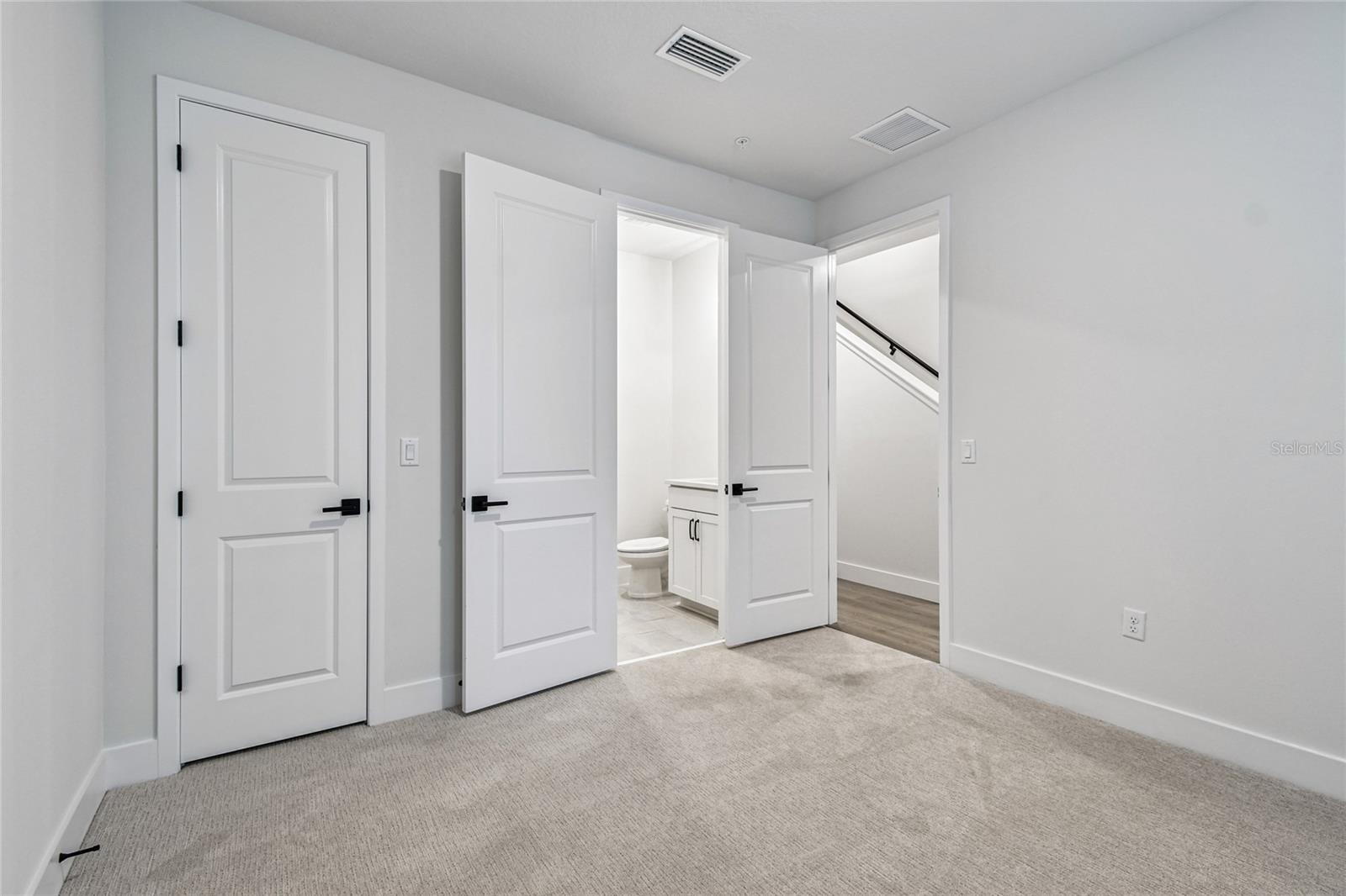 Image 32 of 44 For 3133 4th Terrace N