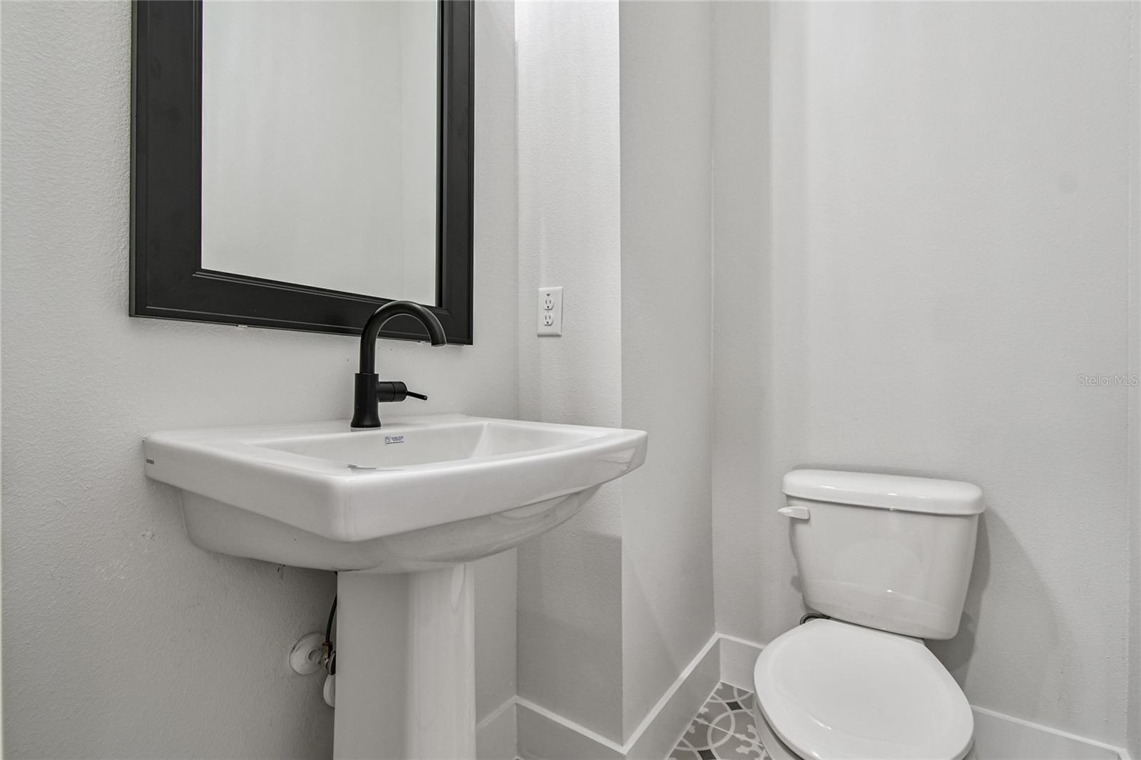 Image 35 of 44 For 3133 4th Terrace N