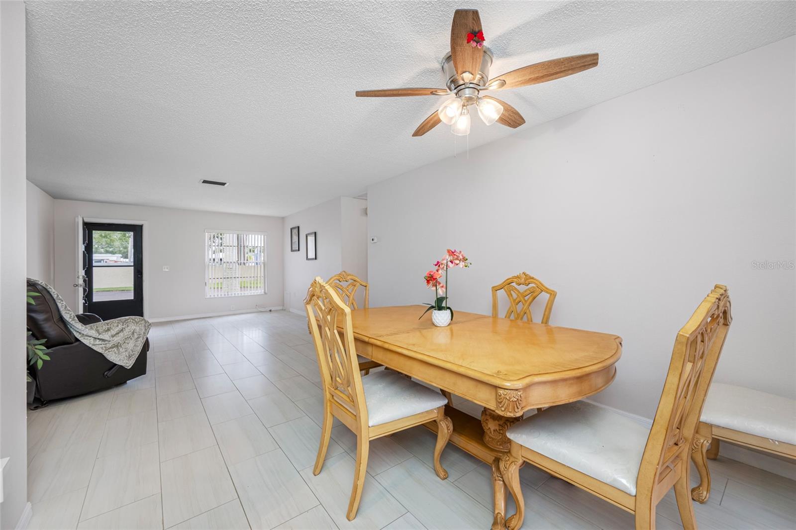 Image 13 of 41 For 12200 Vonn Road 8a