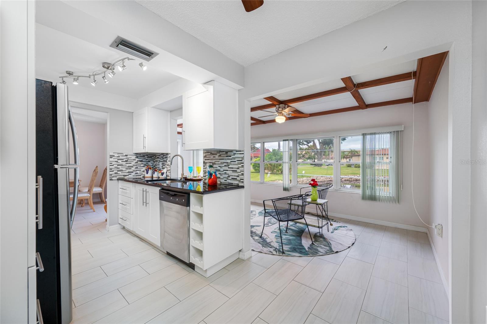 Image 19 of 41 For 12200 Vonn Road 8a
