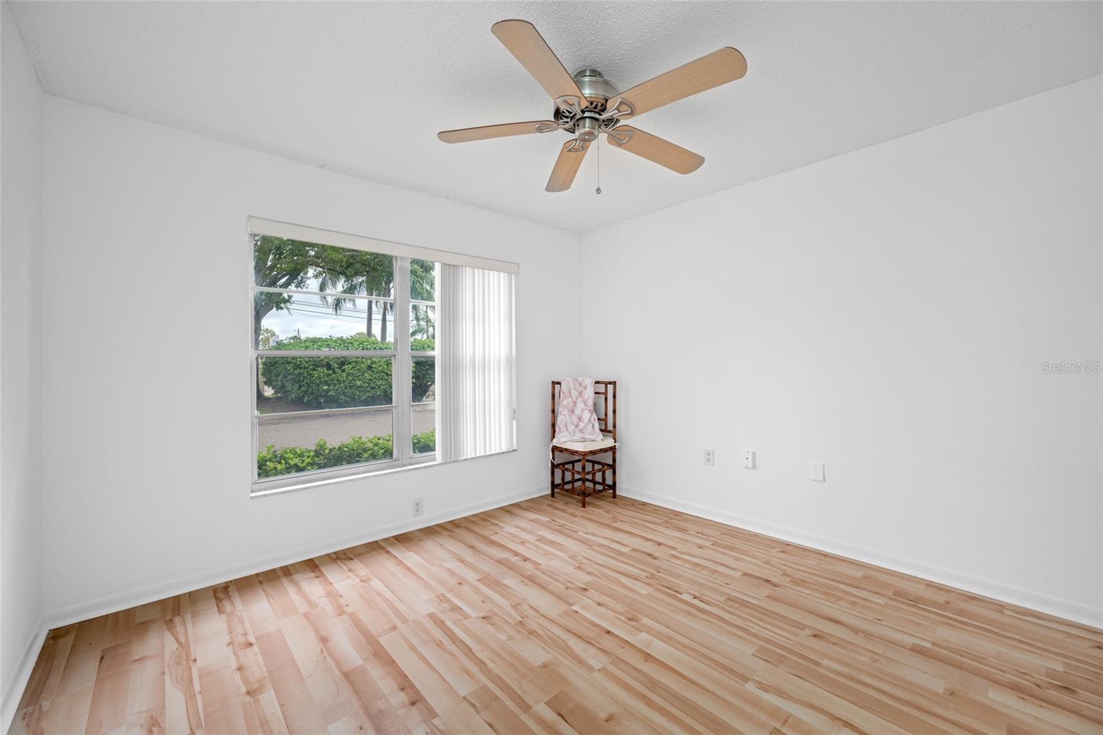 Image 25 of 41 For 12200 Vonn Road 8a