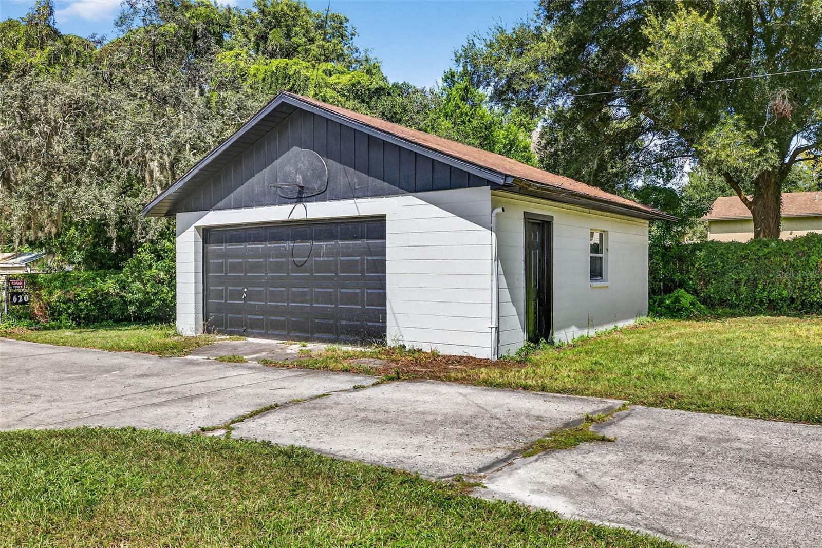 Image 37 of 42 For 622 Limona Road