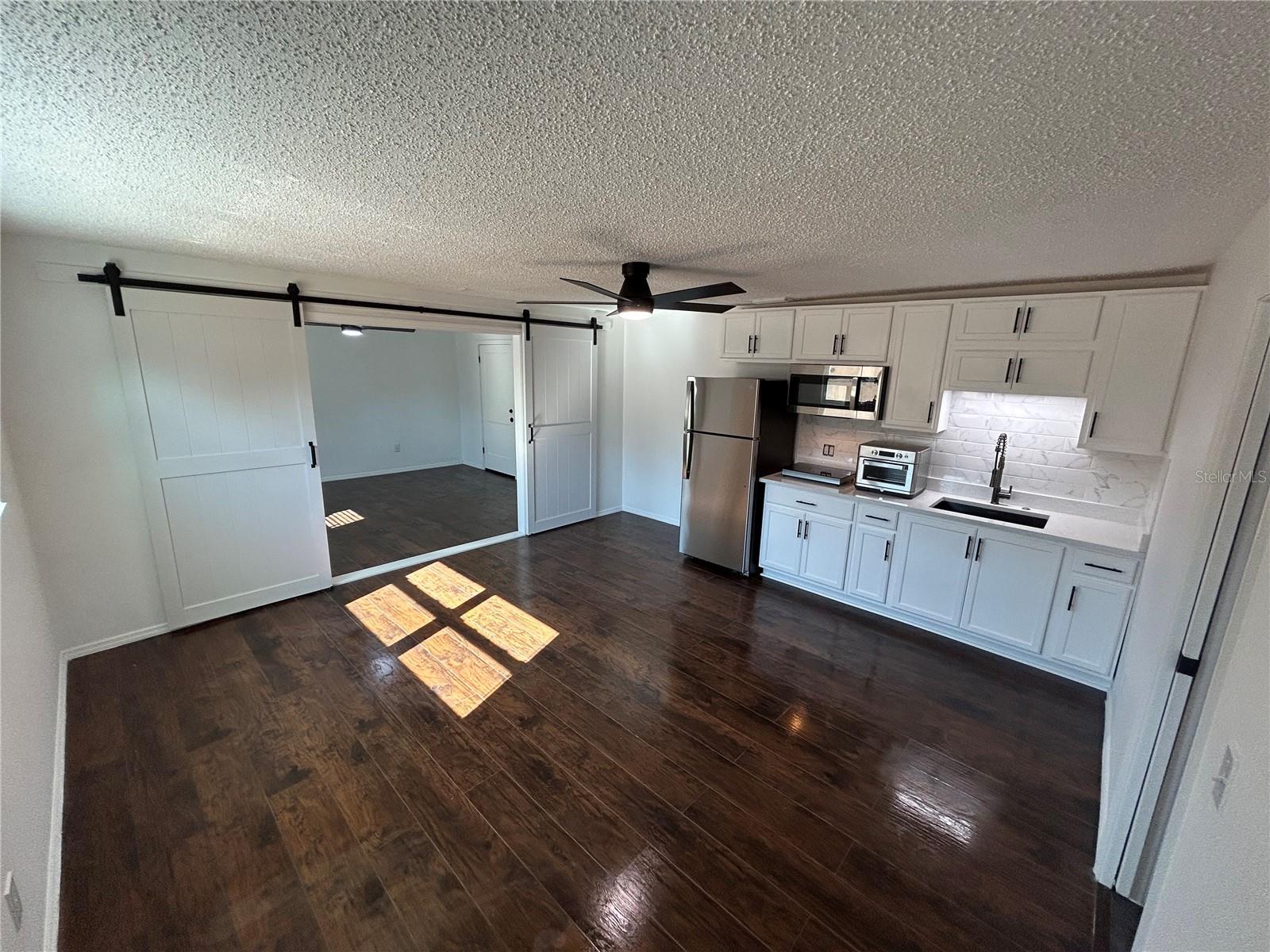 Image 3 of 13 For 4720 7th Avenue N