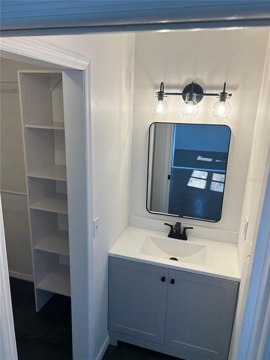 Image 8 of 13 For 4720 7th Avenue N