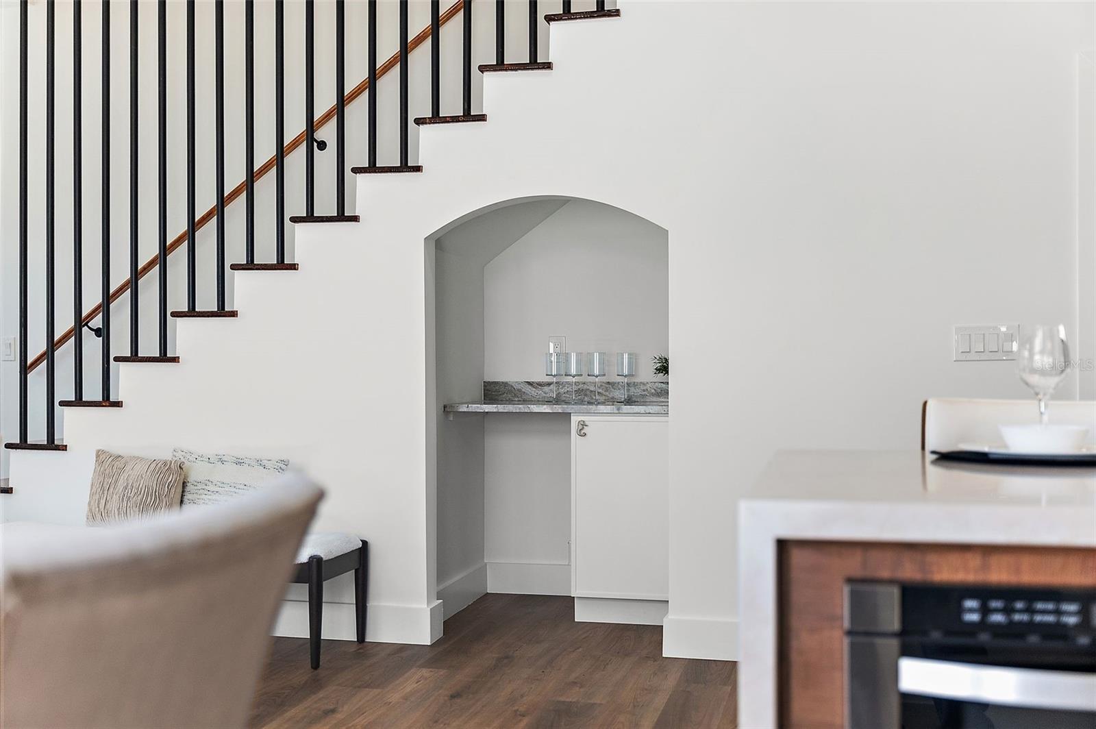 Image 17 of 44 For 5941 Mangrove Street N