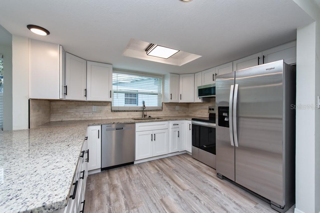 Image 10 of 42 For 9825 Aetna Lane