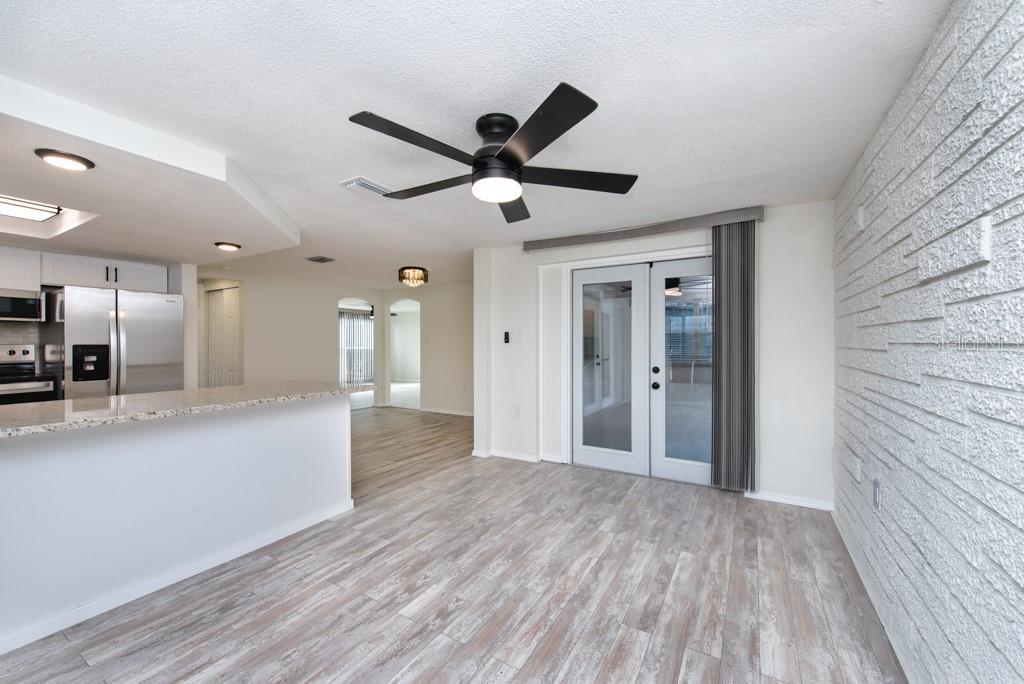 Image 16 of 42 For 9825 Aetna Lane