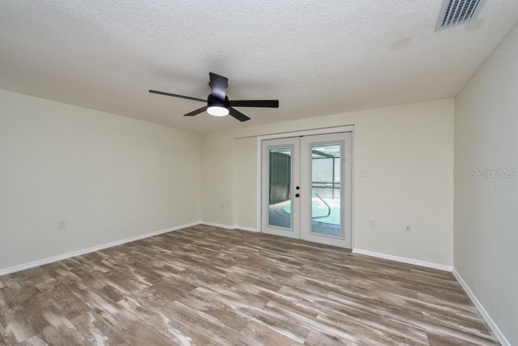 Image 17 of 42 For 9825 Aetna Lane