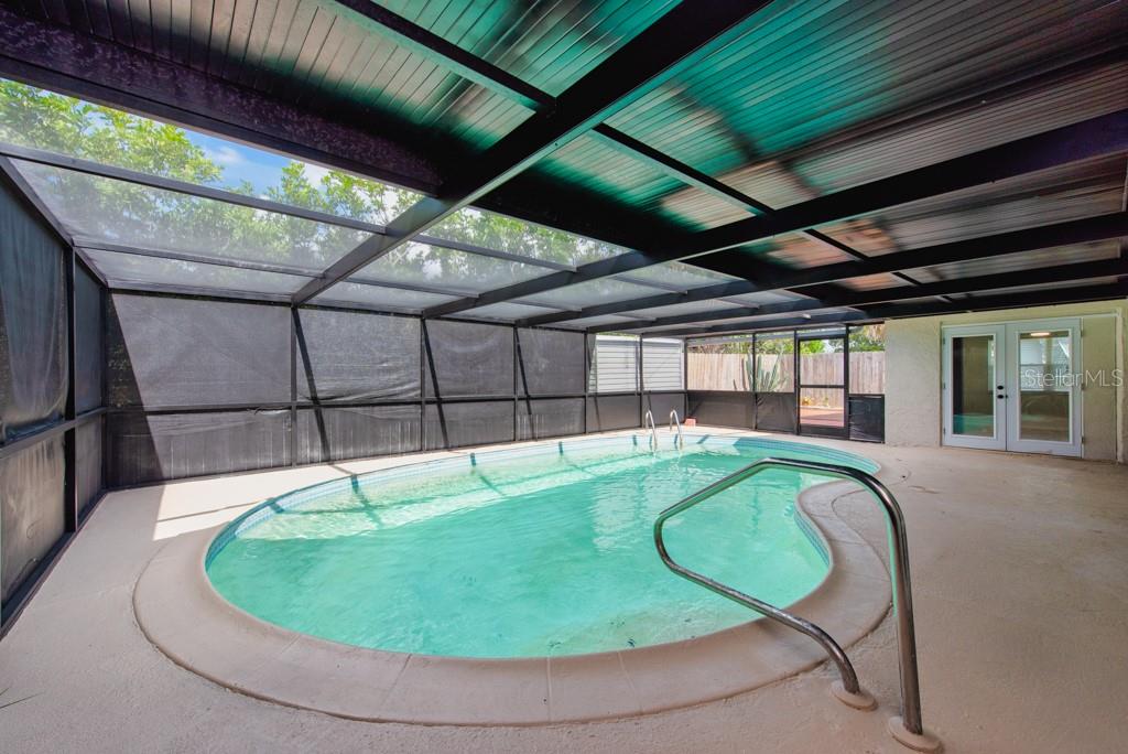 Image 30 of 42 For 9825 Aetna Lane