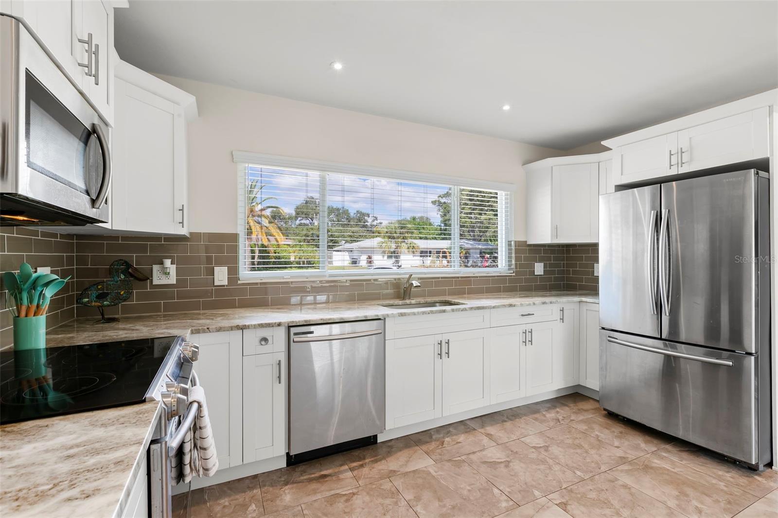 Image 12 of 39 For 2196 Indian Avenue S