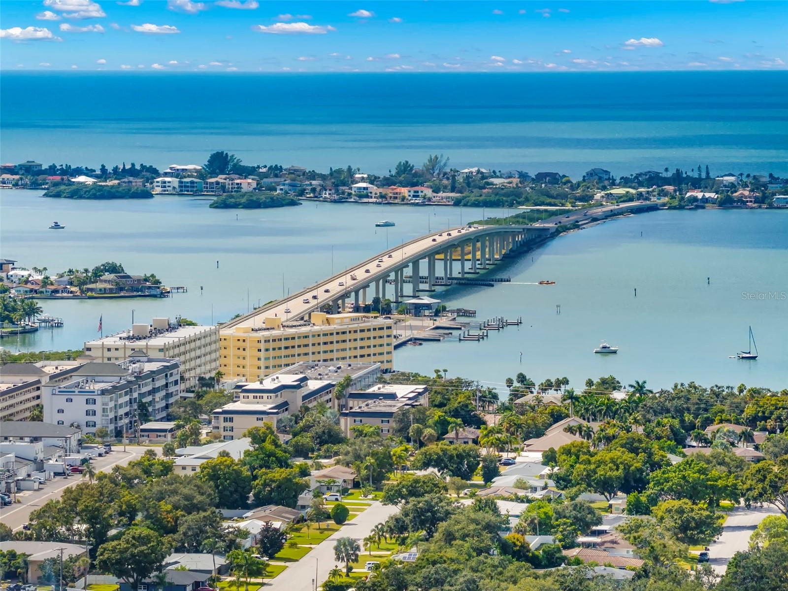 Image 36 of 39 For 2196 Indian Avenue S