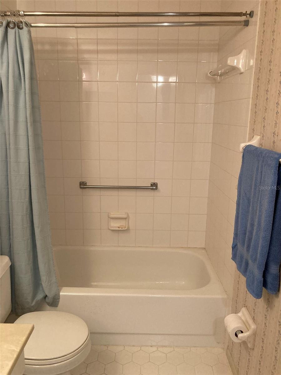 Image 20 of 50 For 8174 Terrace Garden Drive N 307