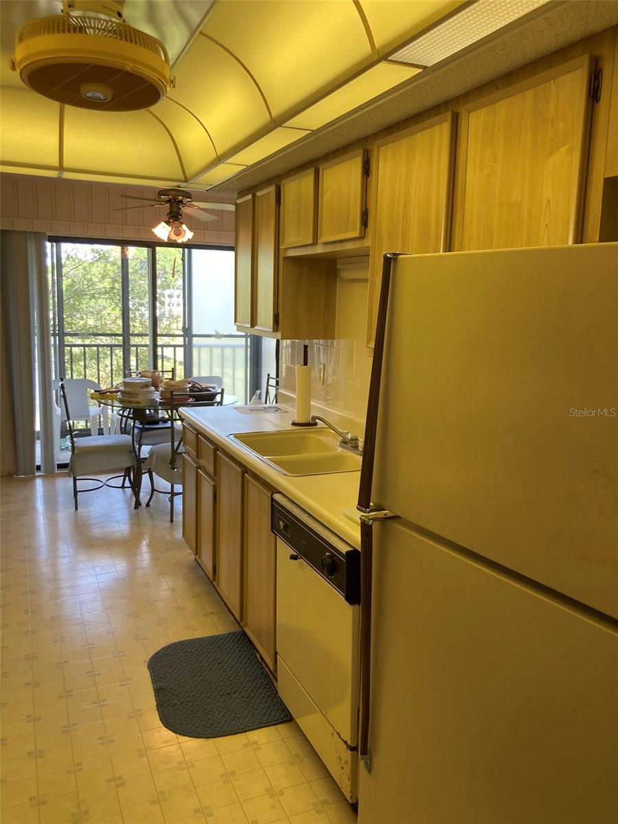 Image 5 of 50 For 8174 Terrace Garden Drive N 307