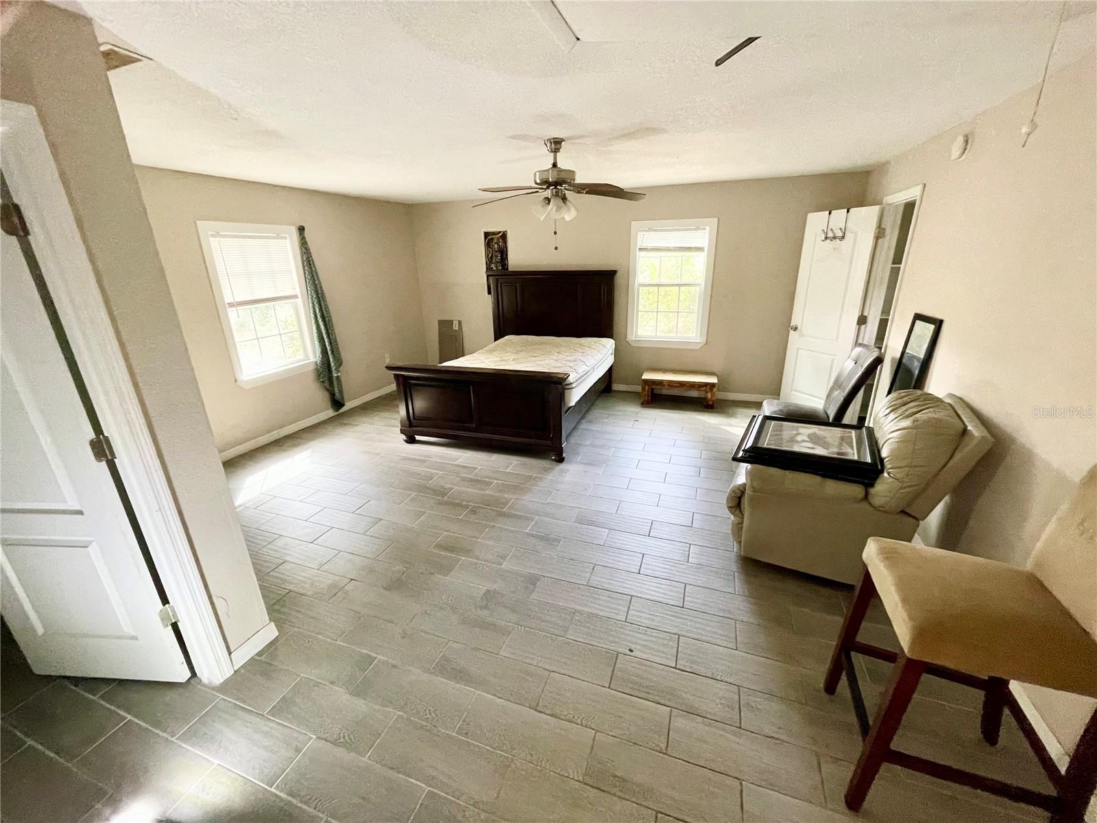 Image 10 of 16 For 5805 16 Street