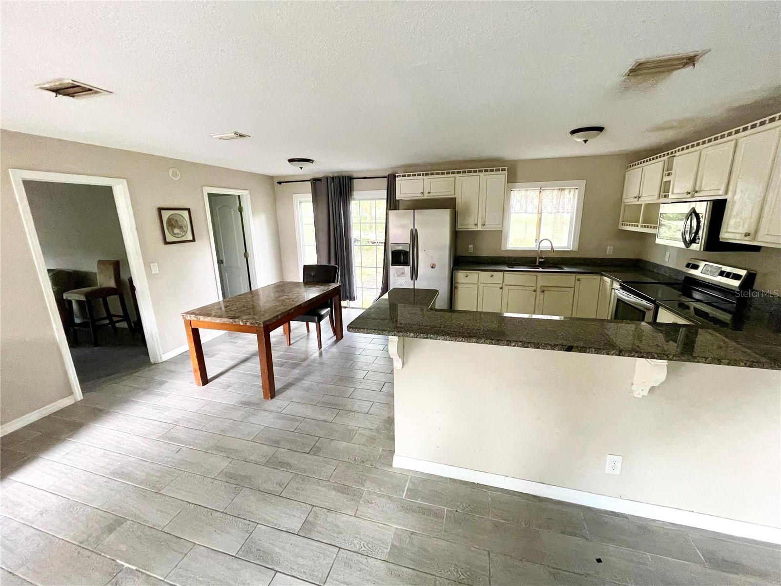 Image 5 of 16 For 5805 16 Street