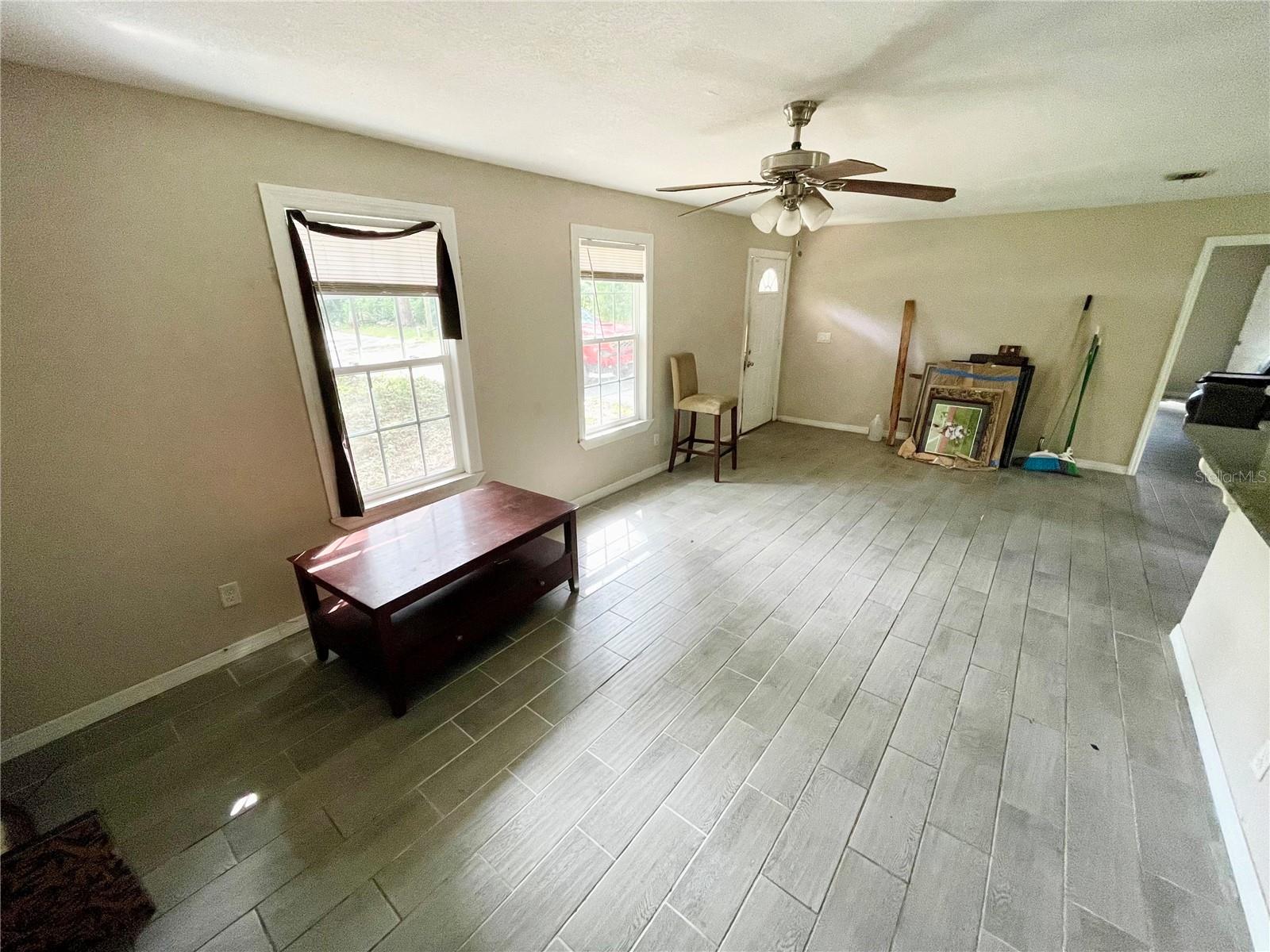 Image 6 of 16 For 5805 16 Street