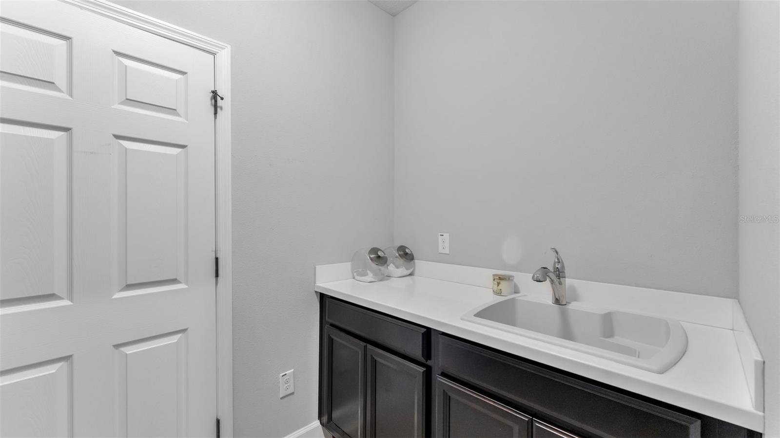 Image 38 of 89 For 11831 Cross Vine Drive