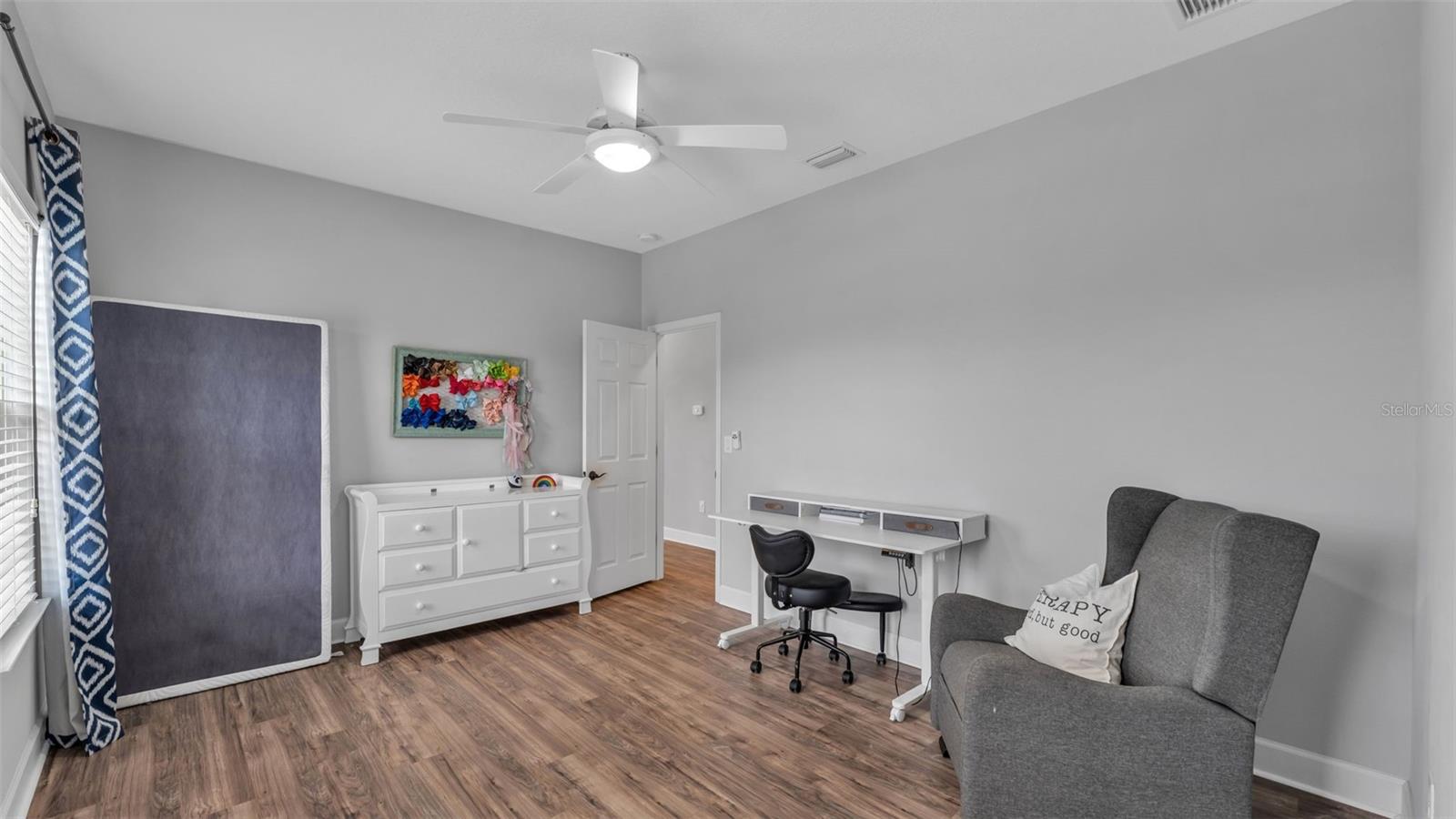 Image 40 of 89 For 11831 Cross Vine Drive