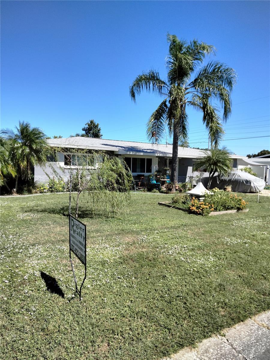 Details for 2301 Fairlane Drive, LARGO, FL 33771