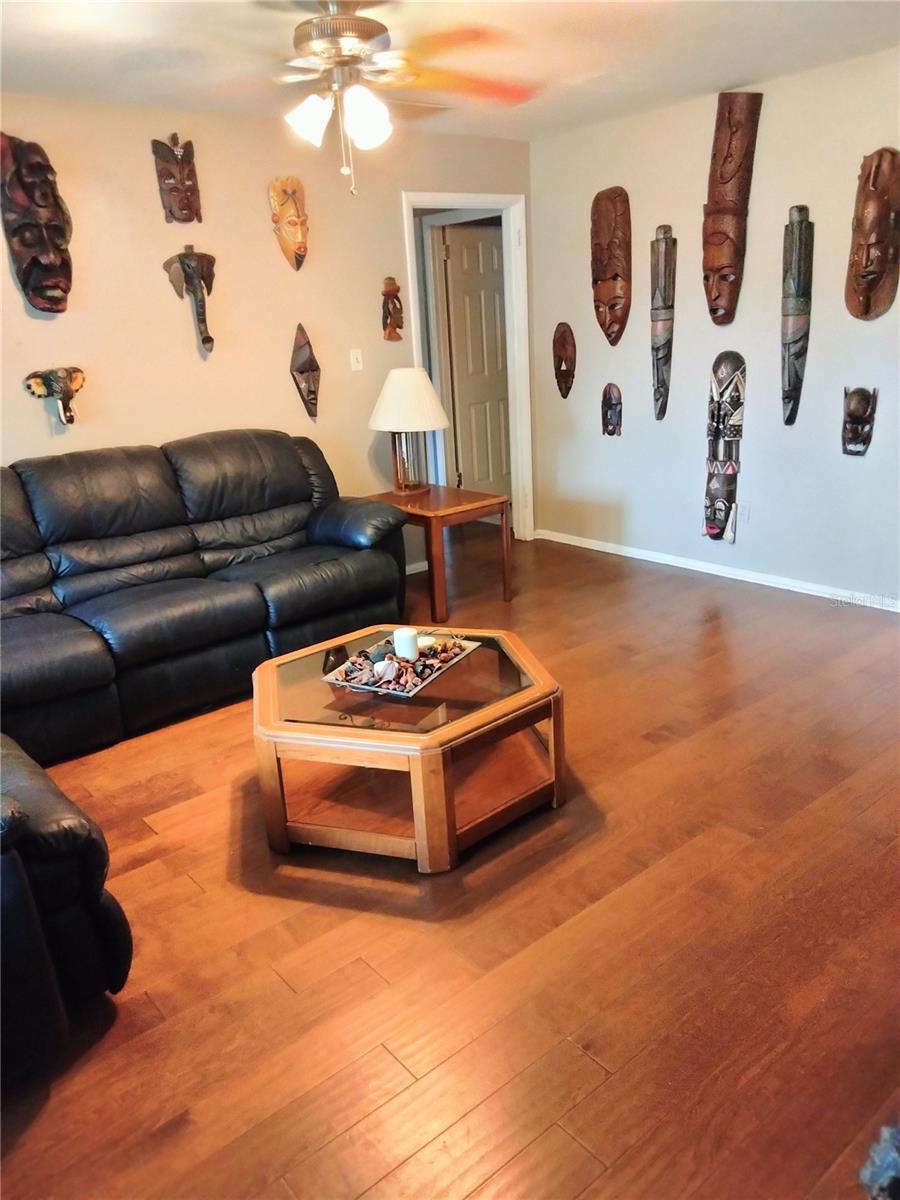 Image 14 of 26 For 2301 Fairlane Drive